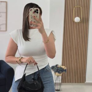 HAUT MISS 01 MODEL