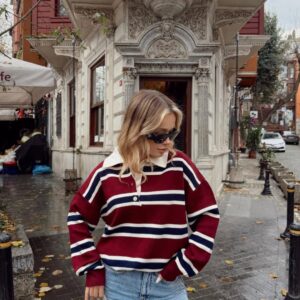 OLD MONEY SWEATSHIRT