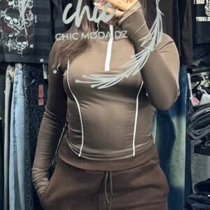 Zip up mia